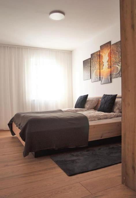 5 Dream Apartment 5 Cu Parcare Privata Gran Varadino Esterno foto