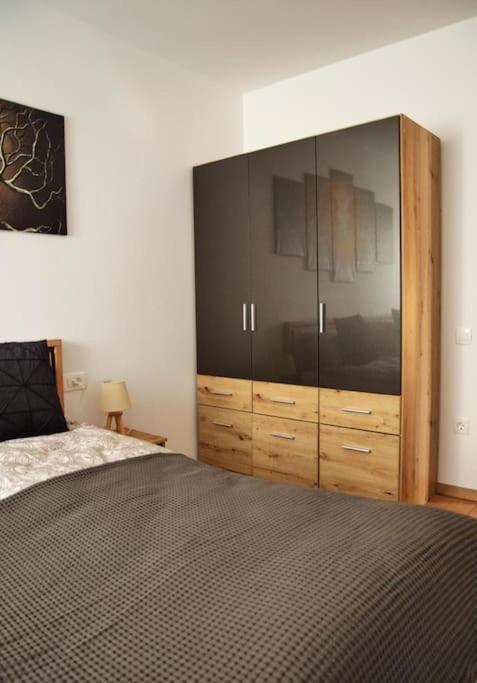 5 Dream Apartment 5 Cu Parcare Privata Gran Varadino Esterno foto